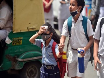 গরমের ছুটি শেষ-সোমে খুলছে স্কুল, কিন্তু বাড়ছে করোনা-কমেনি গরম! ছুটি কি বাড়বে?