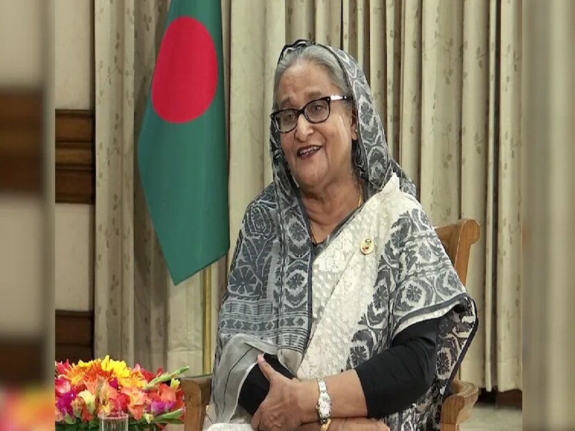 *আওয়ামী লীগের রাজনৈতিক কর্মকাণ্ড নিষিদ্ধ থাকায় নির্বাচনে প্রতিদ্বন্দ্বিতা করা চ্যালেঞ্জের মুখে পড়েছে দলটি। তিনি বলেন, নির্বাচন অনিশ্চিত। সকল মৌলবাদী এবং চরমপন্থী শক্তি আমাদের ভয় পায় কারণ তারা জানে যে আমরা যদি নির্বাচনে প্রতিদ্বন্দ্বিতা করি তবে তারা পরাজিত হবে। তিনি দৃঢ়তার সঙ্গে বলেন, দল আইনী ও রাজনৈতিকভাবে লড়াই চালিয়ে যাবে এবং হাসিনার নেতৃত্ব ফিরে আসবে। সংগৃহীত ছবি। 