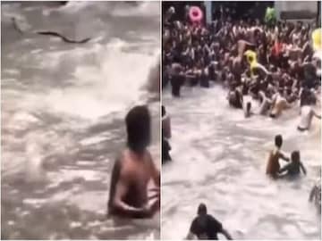 পর্যটকেরা তখন স্নানে ব্যস্ত...