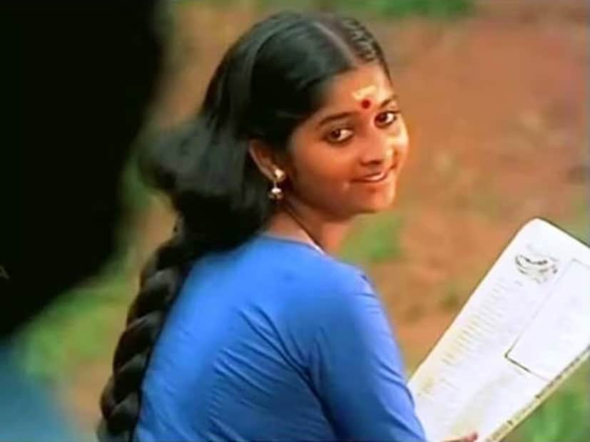 দক্ষিণী ছবির জগতে মণীষা উন্নির মৃত্যুও ঠিক সেই রকমই এক ঘটনা। মাত্র ২১ বছর বয়সে দুর্ঘটনায় তাঁর অকালপ্রয়াণ এখনও যেন ইন্ডাস্ট্রির এক অপূরণীয় ক্ষতি।