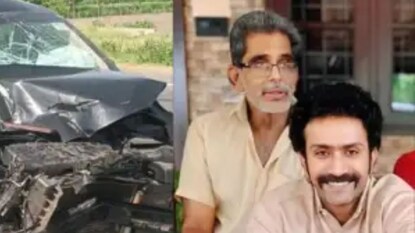  ট্রাকের সঙ্গে সংঘর্ষে গাড়ির সামনের অংশ সম্পূর্ণ দুমড়ে-মুচড়ে যায়.