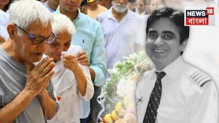 চোখের জলে ছেলেকে বিদায় বাবার