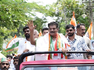 * দক্ষিণের মাটিতে ভোটে লড়াই করতে চলেছে তৃণমূল কংগ্রেস 