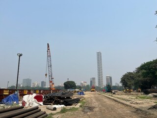 * খিদিরপুর মেট্রো স্টেশন নির্মাণ ঘিরে জটিলতা