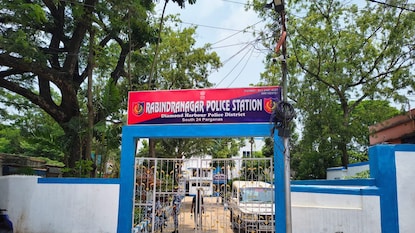 বয়ানে অসঙ্গতি মূল অভিযুক্ত শাহেনশার, নিখোঁজ কিশোরের খোঁজ পেতে আরো জিজ্ঞাসাবাদ করতে চায় পুলিশ