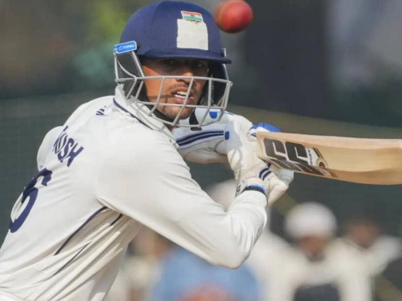 কোটিয়ান ইংল্যান্ড লায়ন্সের বিরুদ্ধে দ্বিতীয় অনানুষ্ঠানিক টেস্টে ১০৮ বলে অপরাজিত ৯০ রান করেন, যেখানে তিনি ১০টি চারের সঙ্গে একটি ছক্কা মারেন। পাশাপাশি, প্রথম ইনিংসে একটি উইকেটও নেন। এই পারফরম্যান্সের কারণে ভবিষ্যতে তিনি ভারতের হয়ে রবিচন্দ্রন অশ্বিনের জায়গা নিতে পারেন।