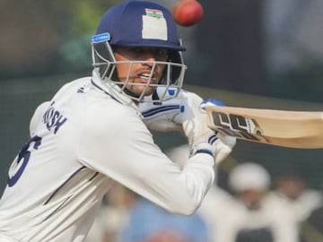 IND vs ENG: ভারতের ৮ নম্বর ব্যাটার নাকানিচোবানি খাওয়াল ইংল্যান্ডকে! প্রথম টেস্টের আগে ভেঙে গেল ইংরেজদের মনোবল! IND vs ENG: ভারতের ৮ নম্বর ব্যাটার নাকানিচোবানি খাওয়াল ইংল্যান্ডকে! প্রথম টেস্টের আগে ভেঙে গেল ইংরেজদের মনোবল!