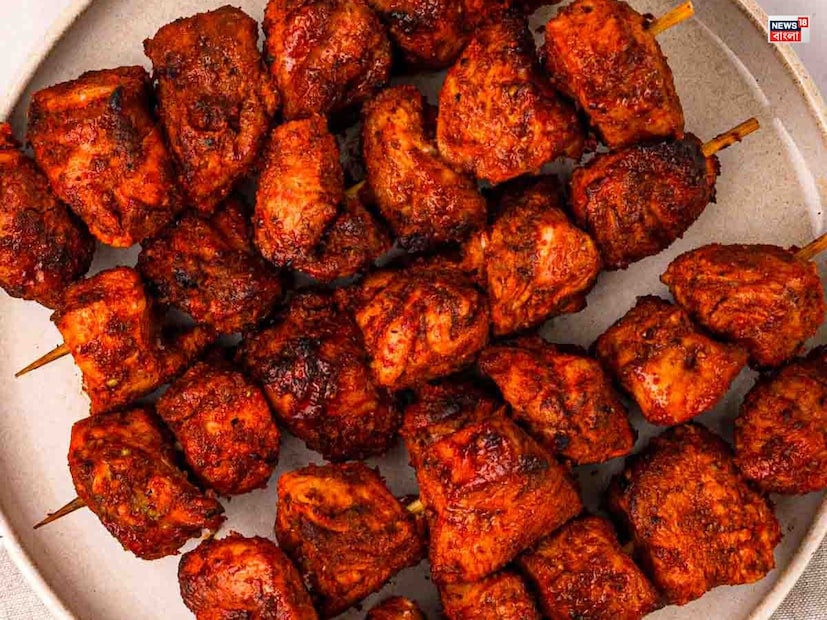 ডিমের প্রোটিন যেমন অ্যামিনো অ্যাসিডের উৎস হওয়ায় পেশী মেরামতের জন্য কম ক্যালোরির জন্য, এবং সর্বাধিক প্রোটিন গ্রহণের জন্য আদর্শ, ঠিক তেমনই আবার মুরগির বুকের মাংস ওজন কমানো এবং পেশীবহুল পেশী পাওয়ার জন্য উপযুক্ত। আবার নিরামিষাশীদের জন্য অথবা যাদের দীর্ঘস্থায়ী পেট ভরানোর প্রয়োজন, তাঁদের জন্য পনির একটি চমৎকার এবং বহুমুখী বিকল্প হতে পারে।