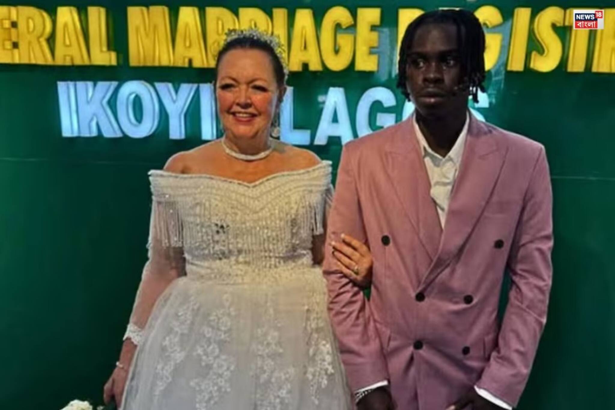 ৪৩ বছরের ছোট ছেলের প্রেমে পড়েন ৬৮ বছরের মহিলা, তাঁরা মাত্র ৩ দিন কথা বলেন! তারপর যা ঘটে..