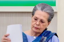 অসুস্থ সোনিয়া গান্ধি! শিমলায় তড়িঘড়ি হাসপাতালে নিয়ে যাওয়া হল কংগ্রেস নেত্রীকে