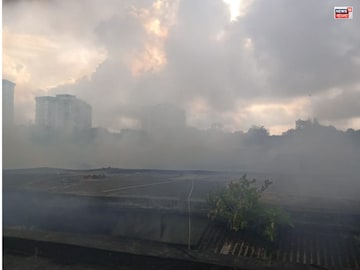 Kolkata Khidirpur Fire: ভয়াবহ আগ্নিকাণ্ড খিদিরপুরে! পুড়ে ছাই ১৩০০ দোকান! আগুন নিয়ন্ত্রণে ২২টা ইঞ্জিন