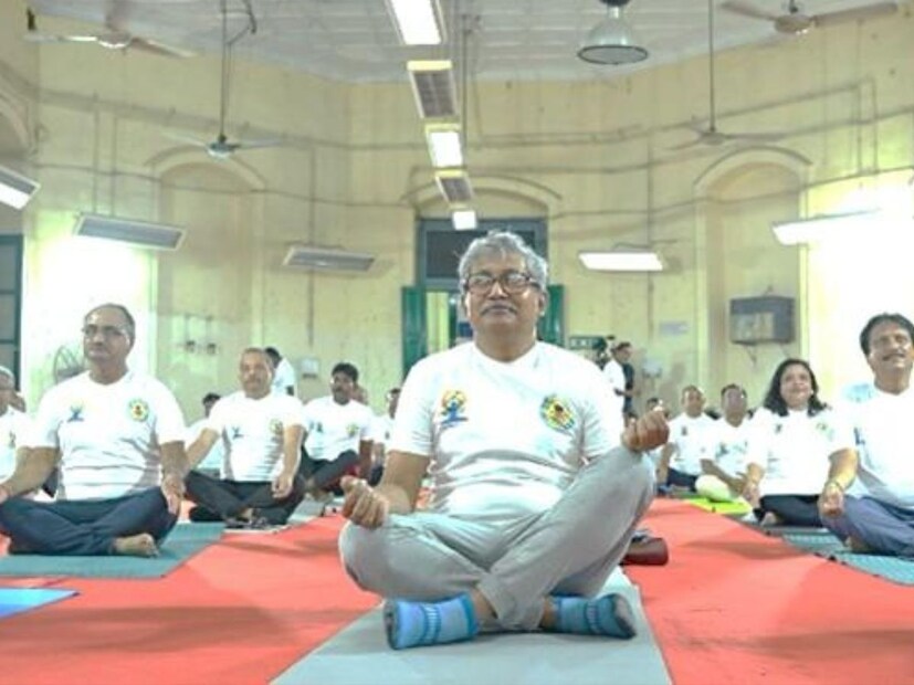 এই উপলক্ষে, GSI সারা দেশে ৪৬টি স্থানে মোট ৫০টি যোগ সেশন আয়োজন করে – এর মধ্যে ছিল আঞ্চলিক অফিস, প্রশিক্ষণ কেন্দ্র ও বিভিন্ন ফিল্ড ক্যাম্প। তবে এই বছরের অন্যতম আকর্ষণ ছিল ১২টি জিও-হেরিটেজ সাইটে খোলা আকাশের নিচে আয়োজিত বিশেষ যোগ প্রদর্শনী।