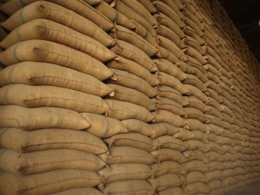 কৃষক মলিনকুমার দত্ত বলেন, 