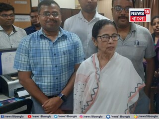 অর্থ দফতরে হাজির মুখ্যমন্ত্রী