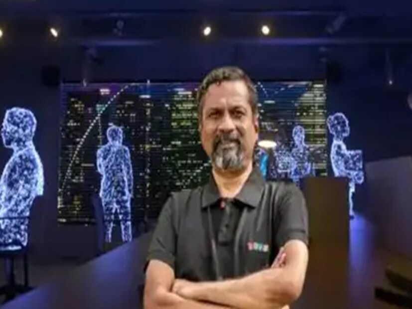 ভেম্বু ব্যাখ্যা করে বলেন যে, যদি রোবট এবং কৃত্রিম বুদ্ধিমত্তা বা এআই সমস্ত উৎপাদন সংক্রান্ত কাজকর্ম করে, পণ্যের ক্রয়ক্ষমতার কারণে চাইল্ডকেয়ারের মতো কাজগুলি উচ্চ ক্রয় ক্ষমতা প্রদান করবে। জোর দিয়ে তিনি এ-ও বলেন যে, এই বিষয়টি মূলত অর্থনৈতিক বণ্টন এবং রাজনৈতিক অর্থনীতির সঙ্গে সম্পর্কিত, কেবল প্রযুক্তির সঙ্গে নয়। 