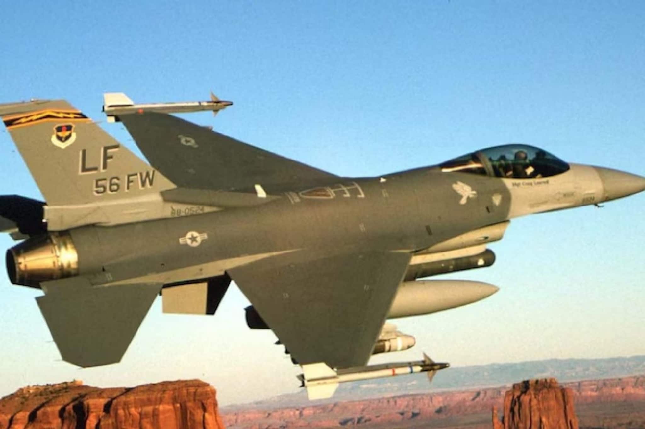 ১০০ টাকায় বিক্রি হয়ে গেল ১৮টি ফাইটার জেট! নেদারল্যান্ডসের কূটনৈতিক চালে কেঁপে উঠল NATO!