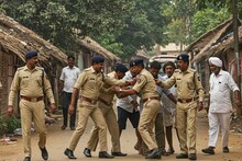 স্ত্রীর সিঁথিতে সিঁদুর দিল প্রেমিক, লজ্জায় নিজেকে শেষ করলেন যুবক! গুসকরায় ধুন্ধুমার