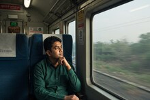 AC সেকেন্ড ক্লাসের টিকিট কেটেছিলেন, ট্রেনে চড়লেন যখন পেলেন ফার্স্ট ক্লাস! কী করে সম্ভব?