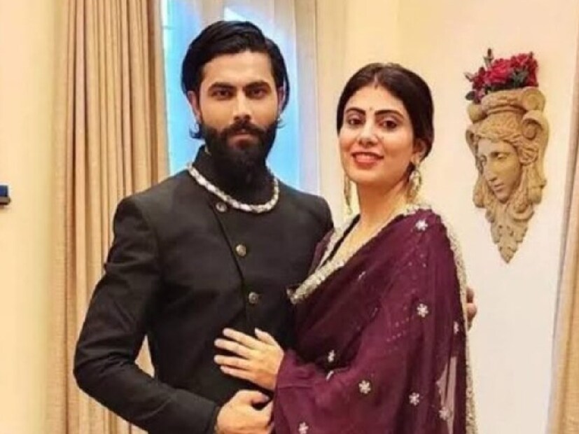 জাদেজা ৩৫৮টি ম্যাচের ৪১৭টি ইনিংসে তিনি নিয়েছেন ৬০৮টি উইকেট। টি২০ বিশ্বকাপ ২০২৫ এবং চ্যাম্পিয়ন্স ট্রফি ২০২৫-এ ভারতের জয়ের ক্ষেত্রেও গুরুত্বপূর্ণ ভূমিকা পালন করেছেন রবীন্দ্র জাদেজা। টেস্টে দিনের পর দিন তিনি বিশ্বের সেরা অলরাউন্ডার হিসেবে নিজের জায়গা ধরে রেখেছেন।