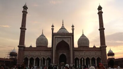 জুনের ৭ তারিখ পালিত হবে ইদ আল আধা জুনের ৭ তারিখ পালিত হবে ইদ আল আধা
