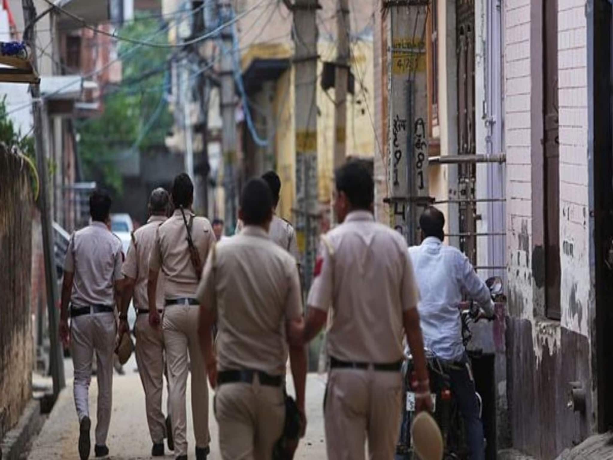 Odisha : মিথ্যা প্রচারে বাঙালি খেদাও! বাংলার ব্যবসায়ীদের দোকান তুলে চলে যেতে হুমকি ওড়িশাবাসীর!