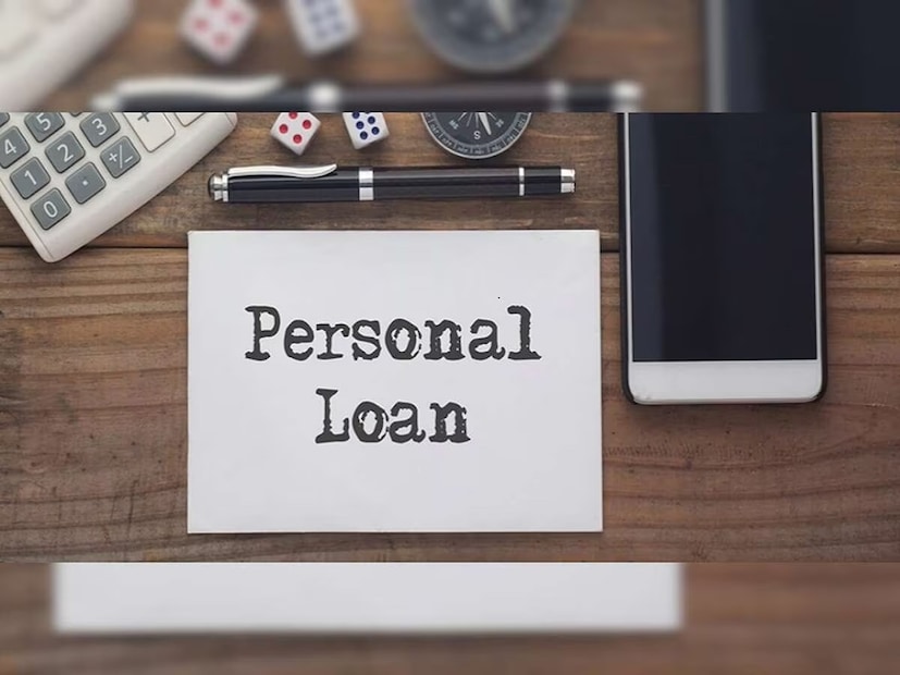 প্রতি বছরে ১০.৮৫% সুদের হার অনুযায়ী ICICI ব্যাঙ্ক থেকে ৫ বছরের জন্য ১২ লাখ টাকার পার্সোনাল লোন নিলে সুদ বাবদ মোট ৩,৬০,০৭৪ টাকা দিতে হবে। প্রতি বছরে ১০.৮৫% সুদের হার অনুযায়ী ICICI ব্যাঙ্ক থেকে ৫ বছরের জন্য ১২ লাখ টাকার পার্সোনাল লোন নিলে সুদ এবং আসল মিলিয়ে ব্যাঙ্ককে মোট ১৫,৬০,০৭৪ টাকা পরিশোধ করতে হবে।