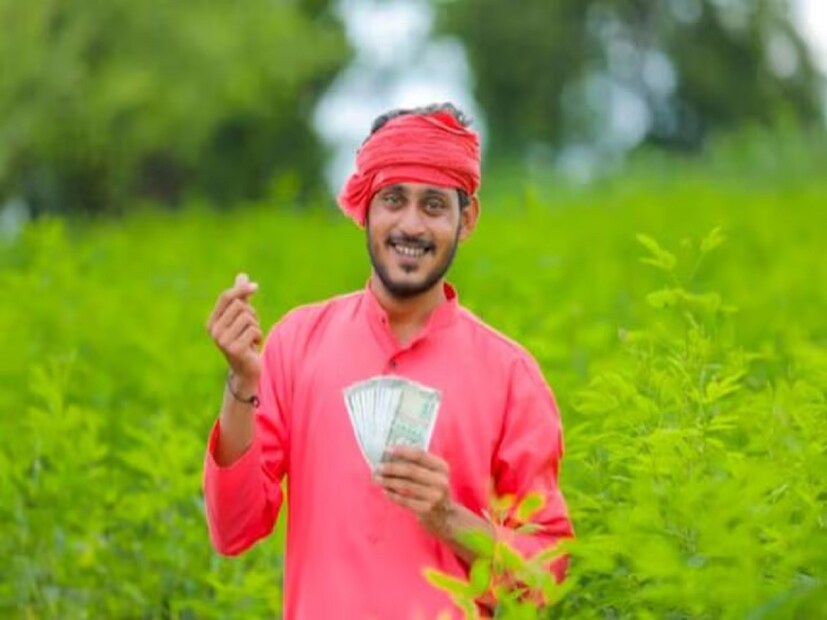 ই-কেয়াইসি কি বাধ্যতামূলক?আগামী কিস্তির টাকা পেতে ই-কেয়াইসি (e-KYC) করা বাধ্যতামূলক। প্রকৃত উপভোক্তাদের পরিচয় নিশ্চিত করা, স্বচ্ছতা বজায় রাখতে এবং নির্দিষ্ট ব্যাঙ্ক অ্যাকাউন্টে অর্থ পৌঁছানো নিশ্চিত করতেই সরকার এই নিয়ম বাধ্যতামূলক করেছে।