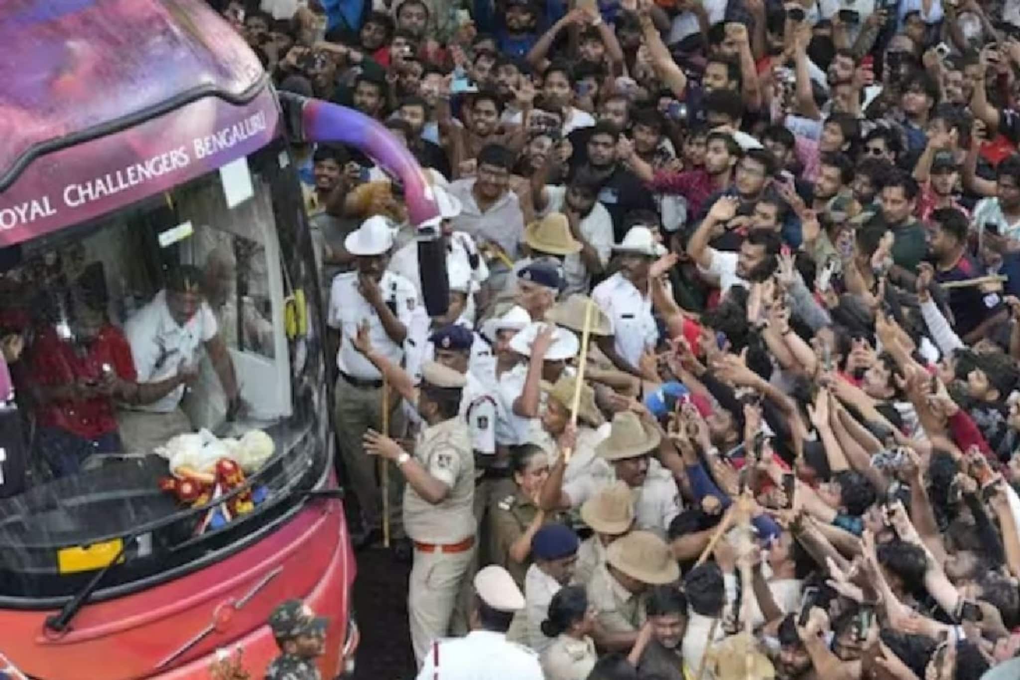 ১১ জনের মৃত্যুর পর টনক নড়ল বিসিসিআই-এর! খেতাব জয়ের উদযাপনে এবার কড়া নিয়ম