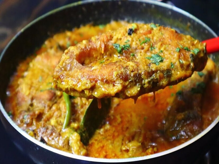 শর্তত্যাগ: শুধুমাত্র আপনাদের সচেতনতার উদ্দেশ্যেই এই প্রতিবেদনটি লেখা হয়েছে। আমরা এই লেখায় সাধারণ জ্ঞান ও দৈনন্দিন জীবনের কিছু সাধারণ তথ্য শেয়ার করেছি মাত্র। আপনি যদি কোথাও আপনার স্বাস্থ্য, জীবন ও বিজ্ঞানের যোগ সম্পর্কিত কিছু পড়েন তবে তা গ্রহণ করার আগে অবশ্যই একজন বিশেষজ্ঞের পরামর্শ নিন।