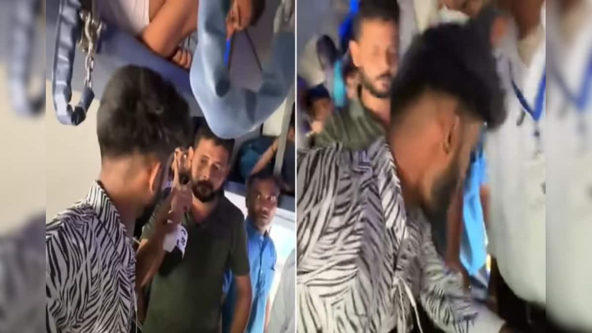 ‘আমি ২০ টাকার বিলই চাই…!’ প্যান্ট্রি বয়ের কাছে প্যাসেঞ্জার চাইলেন ‘জলের’ Bill, মুহূর্তে যা করে বসল ভেন্ডাররা, দরদর করে ছুটল ঘাম! ‘আমি ২০ টাকার বিলই চাই…!’ প্যান্ট্রি বয়ের কাছে প্যাসেঞ্জার চাইলেন ‘জলের’ Bill, মুহূর্তে যা করে বসল ভেন্ডাররা, দরদর করে ছুটল ঘাম!