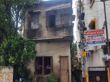 পচা গলা দিদির দেহ আগলে বসে ছিলেন ভাই ও বোন, দীর্ঘ সময় ধরে মৃত্যু গোপন।