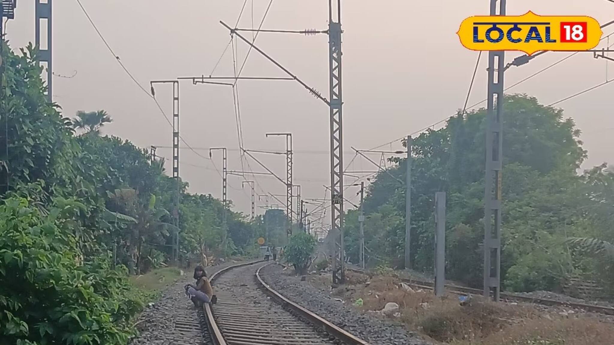 Indian Railways: সকাল থেকেই এই লাইনে বাতিল একাধিক ট্রেন, দেখে নিয়ে কাজে বেরোন