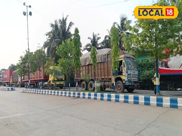 রাস্তায়