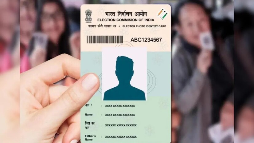 Department of Posts (DoP)-এর মাধ্যমে প্রত্যেক পর্যায়ে রিয়েল টাইম ট্র্যাকিং এবং ডেলিভারি ট্র্যাকিং করার অনুমতি দেবে এই নতুন সিস্টেম। প্রত্যেক পর্যায়েই ভোটাররা এসএমএস অ্যালার্ট পেতে থাকবেন। আসলে তাঁদের EPIC-র কাজ কতটা এগোল, সেই বিষয়ে আপডেট পেতে থাকবেন তাঁরা। 