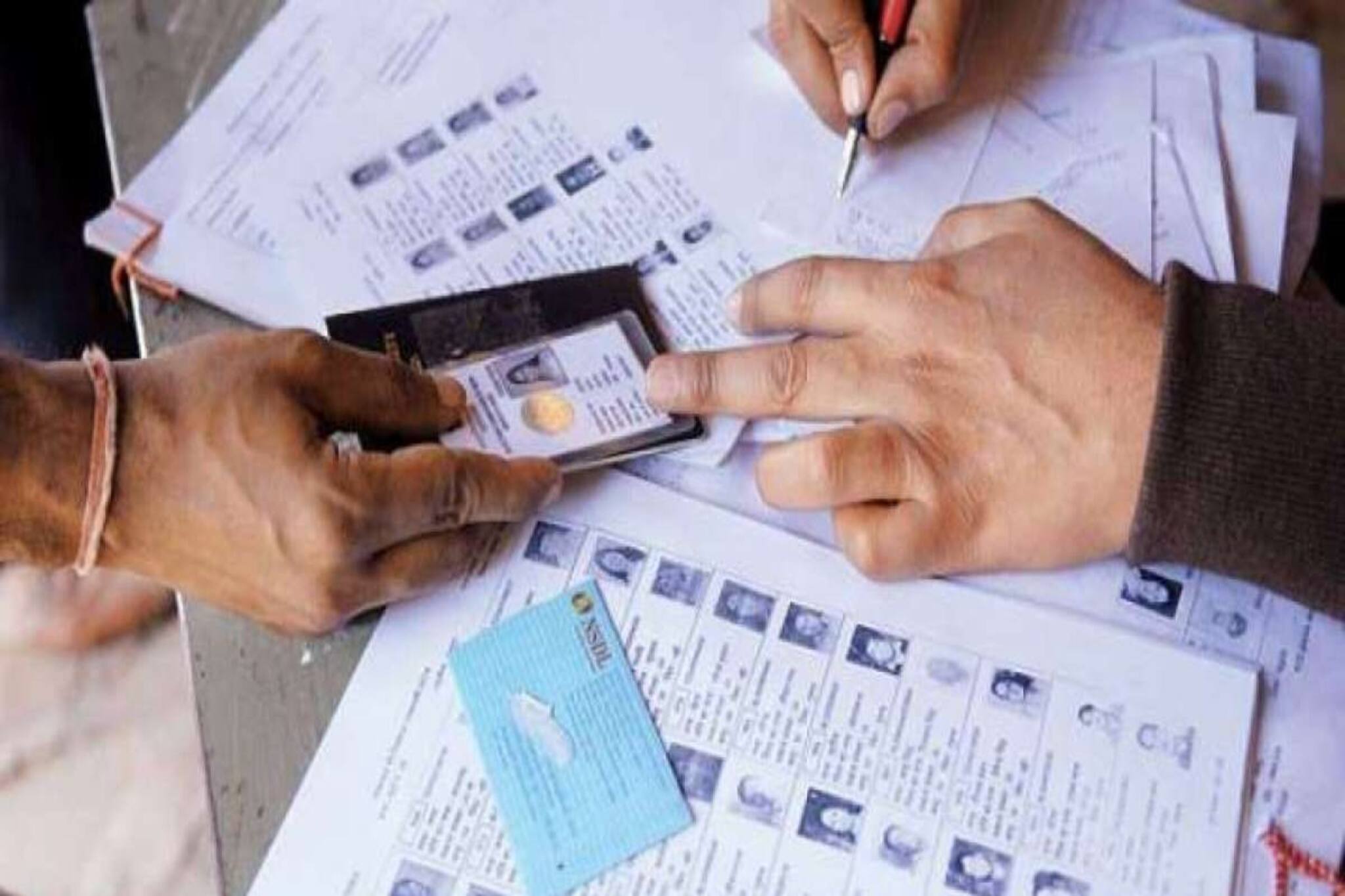 'ঘুরিয়ে আসছে NRC...', পথে নামতে তৈরি ইন্ডিয়া জোট! ভোটার তালিকা নিয়ে ঝাঁঝালো আক্রমণ!