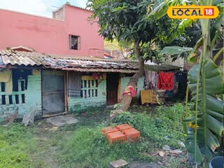 এই ঘর থেকে উদ্ধার দেহ