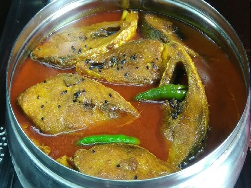 ইলিশপ্রেমী বাঙালি এই মাছের সব ধরণের পদই পছন্দ করে। ইলিশের স্বাদ এবং গন্ধ অটুট রেখে রাঁধলেই তার আসল জাদু খোলে। 