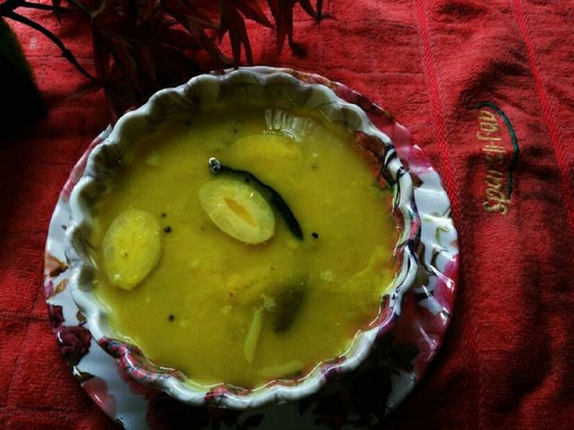 আমড়ার কী কী উপকার জেনে নিন। রক্তে ক্ষতিকর কোলেস্টেরলের মাত্রা কমায়। স্ট্রোক ও হৃদরোগ প্রতিরোধে গুরুত্বপূর্ণ ভূমিকা পালন করে।