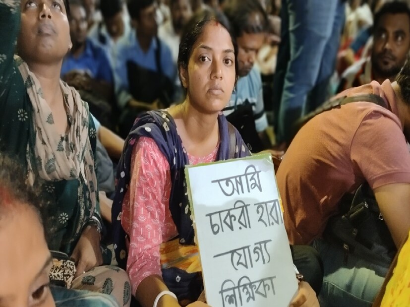 রাজ্য সরকারের দেওয়া অতিরিক্ত ১০ নম্বরের আর্জি মানল আদালত। মান্যতা দেওয়া হয়েছে বয়স ছাড়ের আবেদনেও।