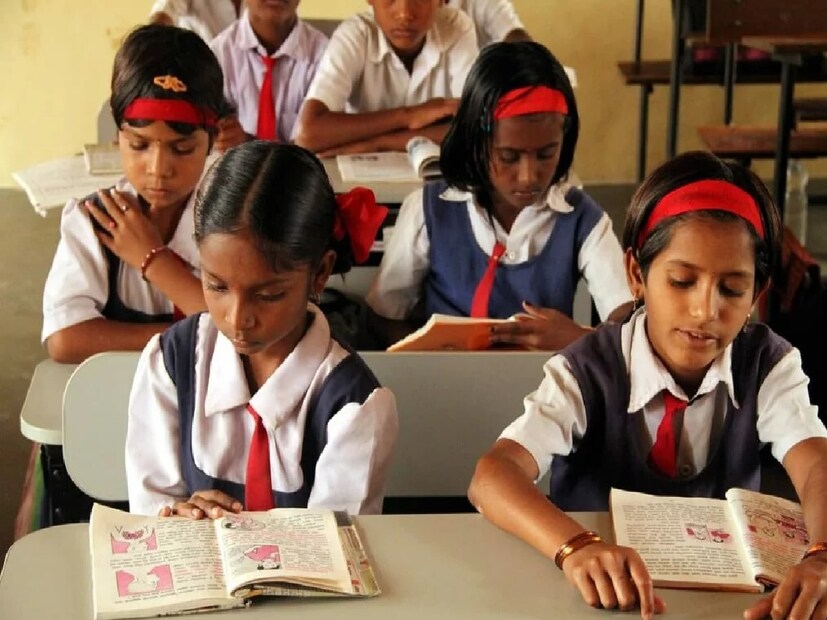 আওতাভুক্ত প্রতিষ্ঠান কী কী? NIRF র‍্যাঙ্কিং অনুসারে শীর্ষ QHEI গুলি, সমস্ত উচ্চশিক্ষা প্রতিষ্ঠান (সরকারি এবং বেসরকারি) শীর্ষ ১০০-এর মধ্যে স্থান পেয়েছে (সামগ্রিকভাবে, ডোমেন-নির্দিষ্ট, বিভাগ-নির্দিষ্ট), রাজ্য সরকারের উচ্চশিক্ষা প্রতিষ্ঠানগুলি ১০১-২০০ নম্বরে, সমস্ত কেন্দ্রীয় সরকার-শাসিত প্রতিষ্ঠান। 