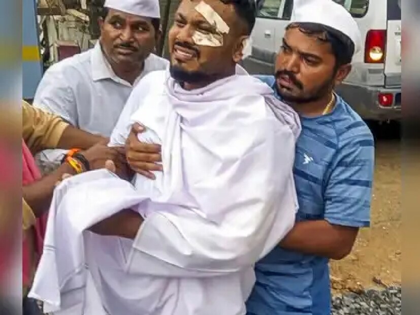 তাঁর ভাই অজয় বিমানে থাকা আরও ২৪১ জন যাত্রীর মধ্যে ছিলেন যাঁরা মাটিতে থাকা আরও ১৯ জনের সঙ্গে মারা যান।