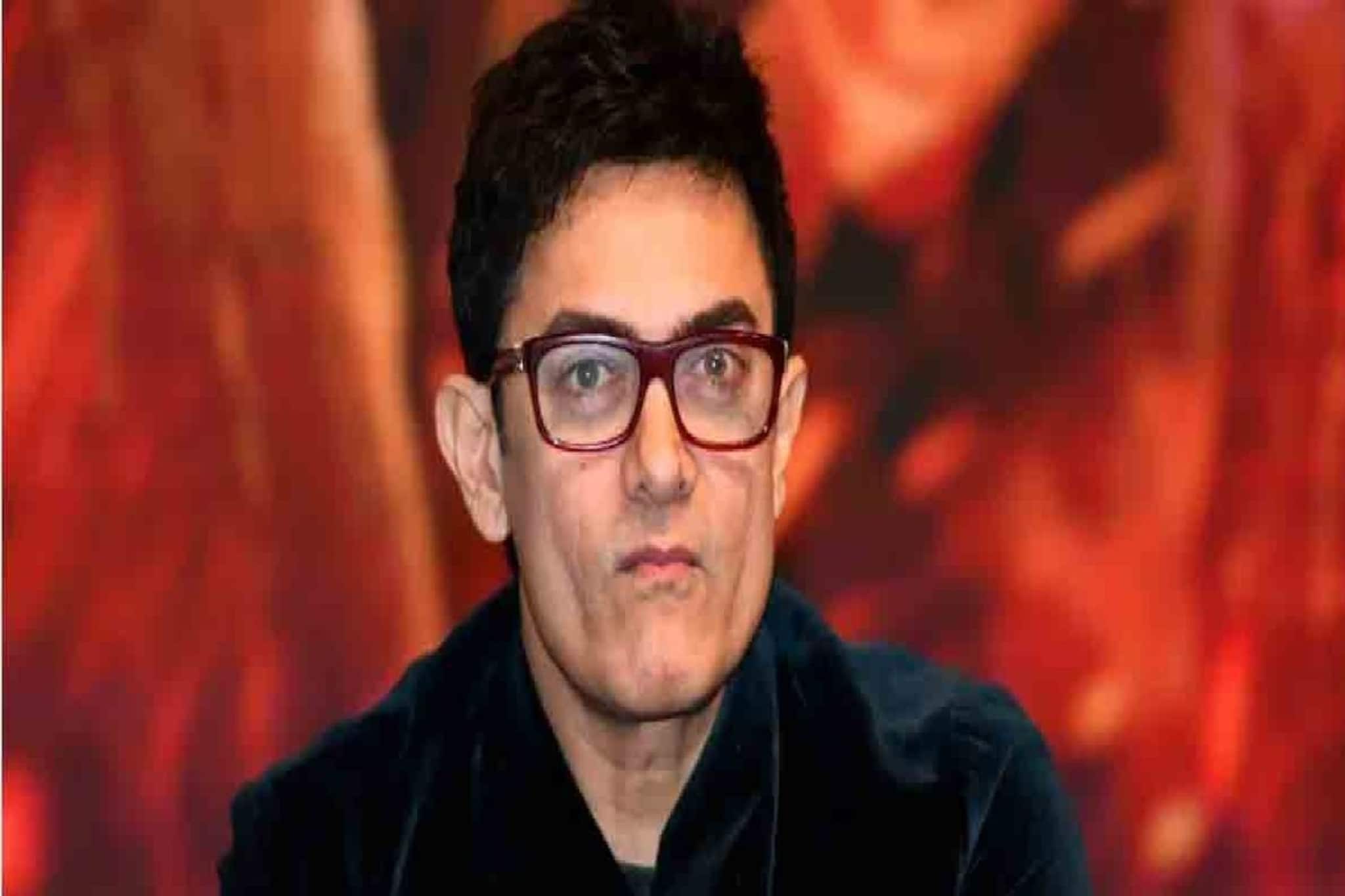 আচমকা আমির খানের বাড়িতে ২৫ IPS অফিসারের হানা, কেন? সারাদিন জল্পনা শেষে সামনে এল আসল কারণ