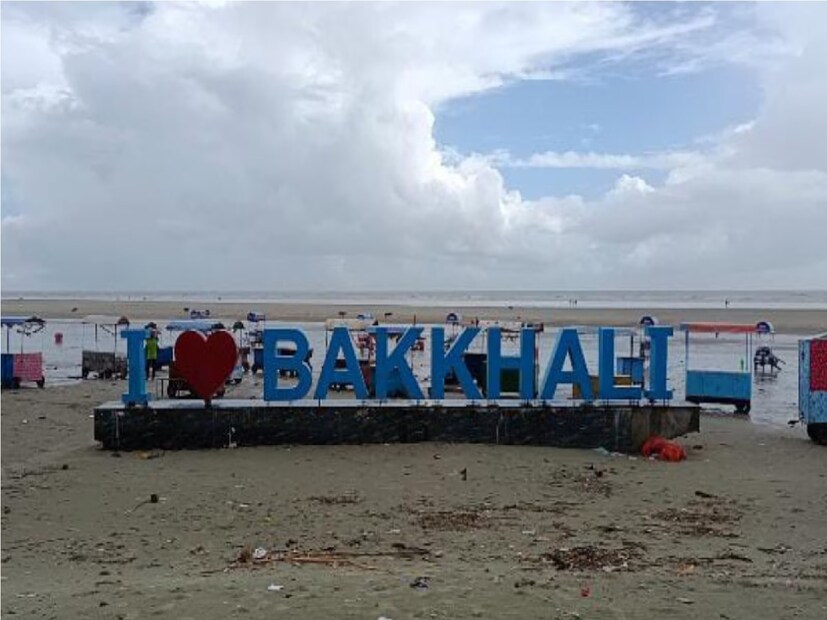 হাতানিয়া-দোয়ানিয়া নদীর উপর তৈরি সেতু দিয়ে কলকাতা থেকে সহজেই গাড়ি নিয়ে আসা যাচ্ছে বকখালিতে। যা পর্যটকদের সময় সাশ্রয় করছে। এছাড়াও হোটেল মালিকদের পর্যটকবান্ধব মনোভাব ও আতিথেয়তা কাছে টানছে সকলকে।