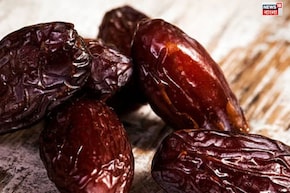 মাত্র এক মাস পাওয়া যায়...  রোজ দুধের সঙ্গে গুলে খান কাঁচা খেঁজুর! চুল পড়া দূর হবে নিমেষে