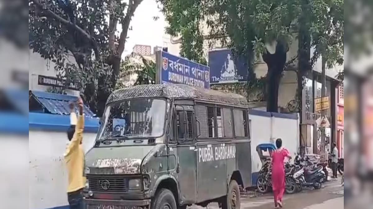 Pakistani Spy in Burdwan: ভারতের সিম, চালু হল পাকিস্তানে! বর্ধমান থেকে গ্রেফতার দুই পাক চর! কীভাবে জালে তুললেন গোয়েন্দারা?
