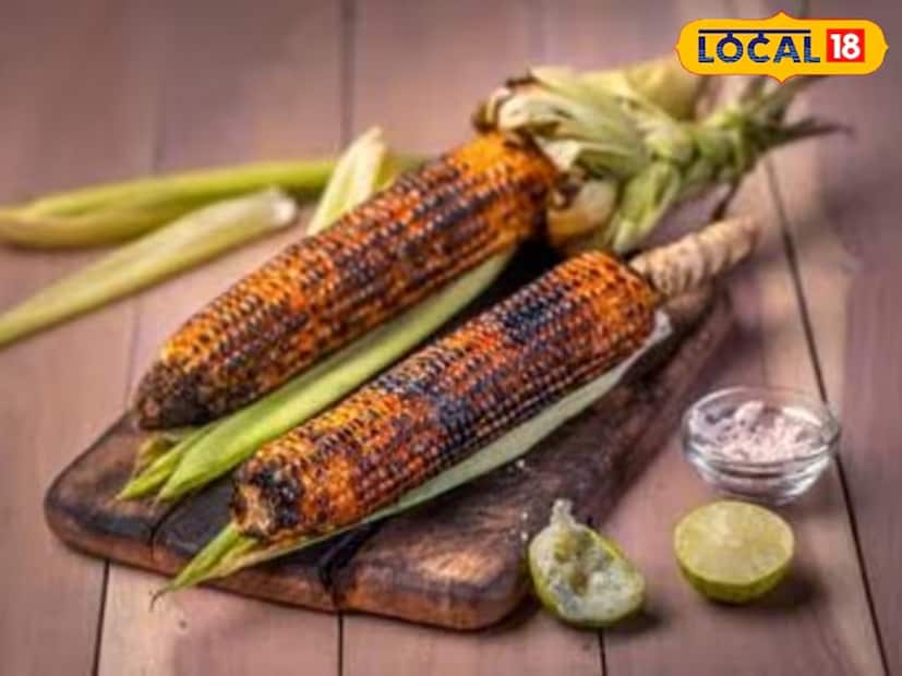 বর্ষাকালে ভুট্টাও সর্বত্রই জনপ্রিয়, এটি কেবল সুস্বাদুই নয়, স্বাস্থ্যের জন্যও উপকারী। লেবু এবং লবণ মাখিয়ে সেঁকা ভুট্টার স্বাদ কেউ ছাড়তে চান না। ভুট্টা ভিটামিন, মিনারেল এবং অ্যান্টিঅক্সিডেন্টে সমৃদ্ধ, যা রোগ প্রতিরোধ ক্ষমতা শক্তিশালী করতে এবং কোষ্ঠকাঠিন্য দূর করতে সাহায্য করে।