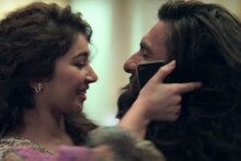 মুক্তি পেল রণবীর সিং অভিনীত 'ধুরন্ধর'! ছবি মুক্তির পরেই ঝড় তুলল বিনোদন দুনিয়ায়