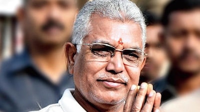 কী বললেন দিলীপ?