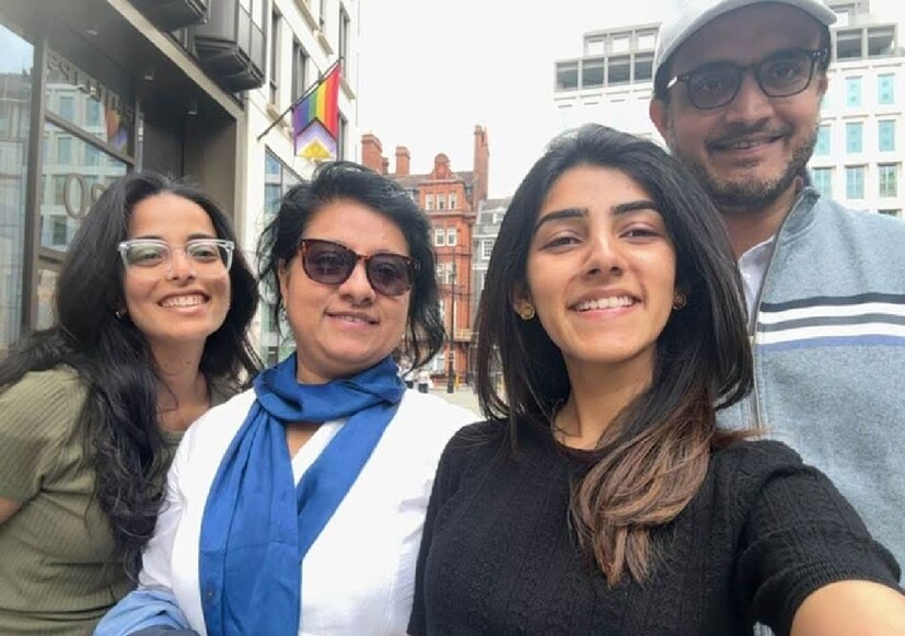 সেই বাঙালি অভিনেত্রীর নাম মিমি চক্রবর্তী। ইতিমধ্যে নাকি মিমির সঙ্গে প্রোডাকশনের তরফে কথাবার্তা হয়েছে। তবে মিমি যে ডোনার চরিত্রে পাকা, তা এখনই বলা যাবে না। 