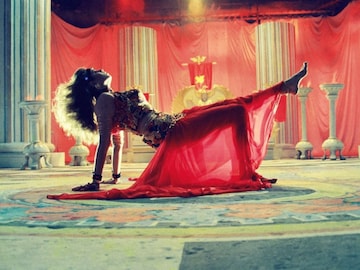 ১৫ বছরে অভিষেক, বিবাহিত পুরুষদের চাওয়াটাই কাল হল! নিজের ভুলেই চরম 'সর্বনাশ' বলি নায়িকার ১৫ বছরে অভিষেক, বিবাহিত পুরুষদের চাওয়াটাই কাল হল! নিজের ভুলেই চরম 'সর্বনাশ' বলি নায়িকার